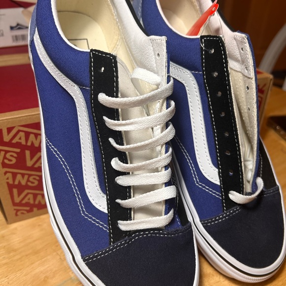 Vans Style 36 Colorblock Sneaker in Color Block Navy BNIB - Picture 2 of 9